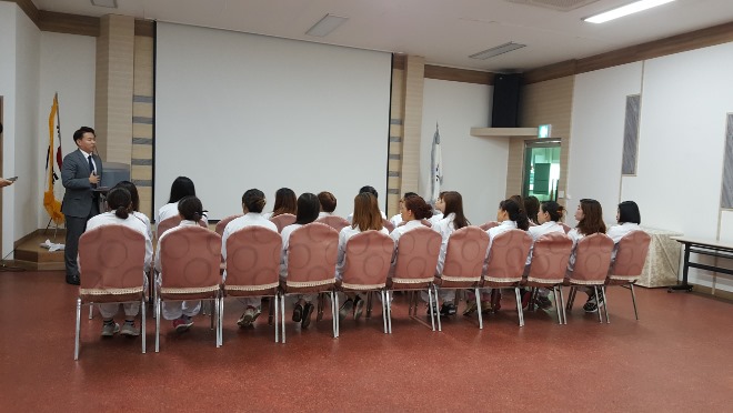 6.19 외국인 근로자 건강관리교실.jpg