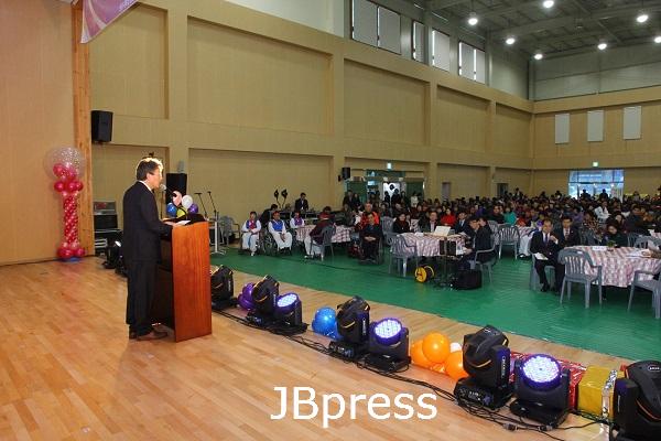 1218 정읍 2018 장애인종합복지관 송년 한마당 1.jpg