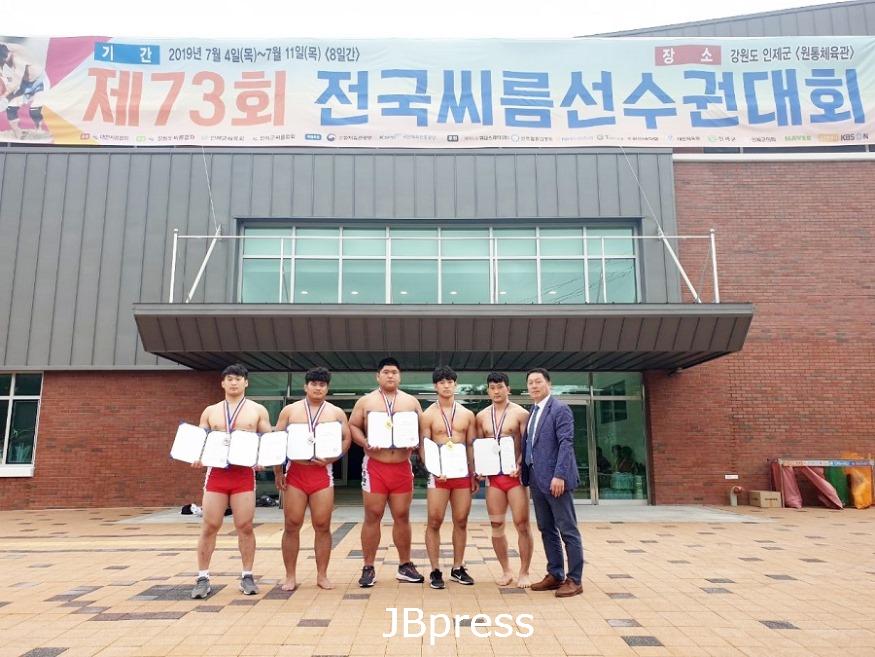 0715 정읍시청 단풍미인씨름단, 전국씨름선수권대회에서  2체급 우승.jpg