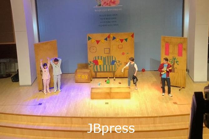 순창 1105 - 가족뮤지컬 어른동생 3.jpg
