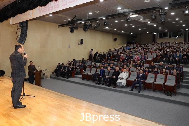 12-23 진안군, 어르신 섬김봉사 기념식 1.JPG