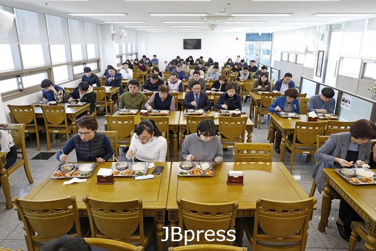 1.심 민 임실군수,‘사회적 거리두기  운동 ’확산 적극 동참 (2).JPG