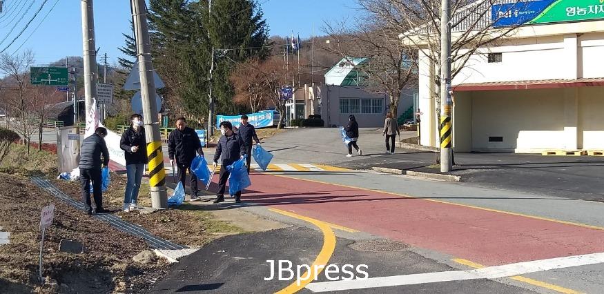 3-17 진안 성수면, 국토대청결운동 실시.jpg