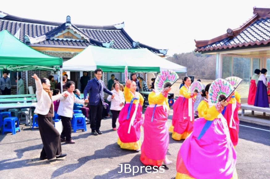 [경로복지자료사진]100세마을큰잔치(이영예어르신).JPG