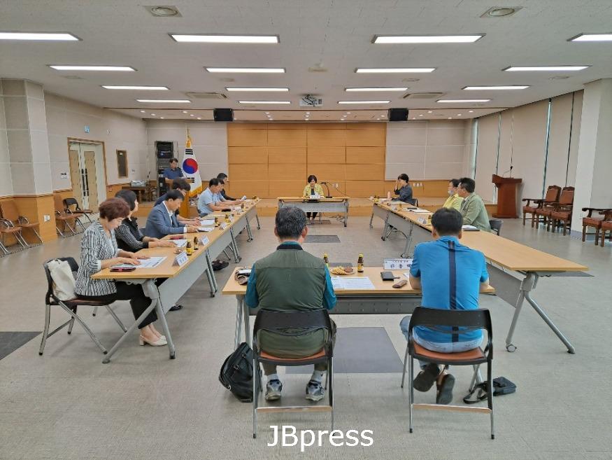 옛상관면사무소 반환 간담회.jpg