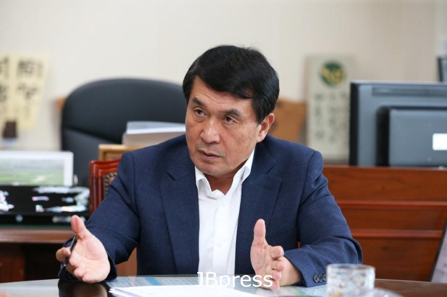 박성일완주군수-.JPG