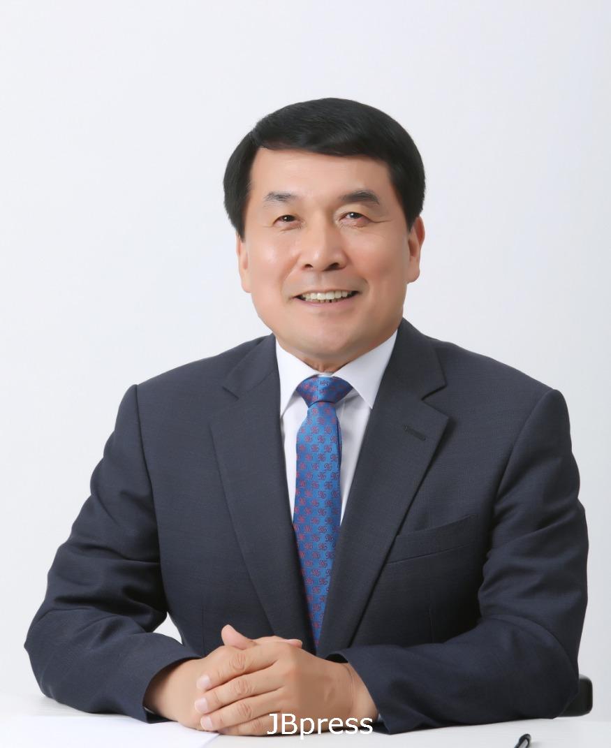 박성일완주군수.jpg