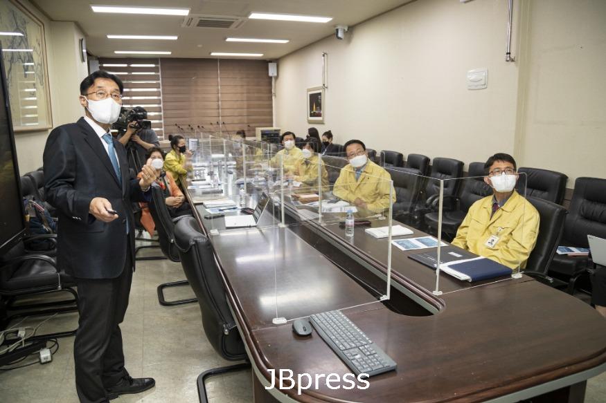 국립희귀질환센터 유치 용역 최종보고회(1).jpg