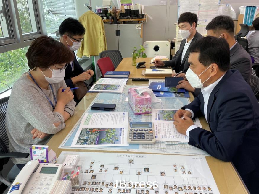 자료사진-국가예산관련부처면담.jpg