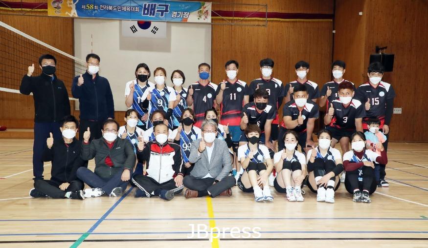 1021유진섭시장_제58회전라북도민체육대회출전선수단격려.jpg