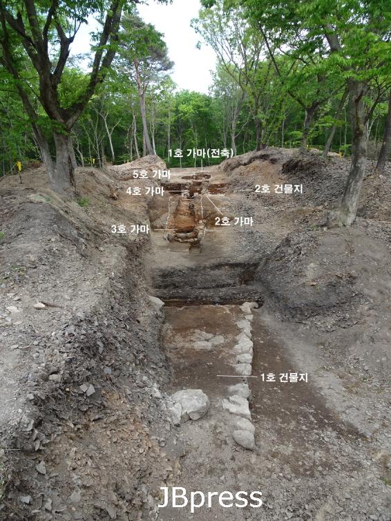 [크기변환]11-57반암리청자요지발굴조사결과.jpg