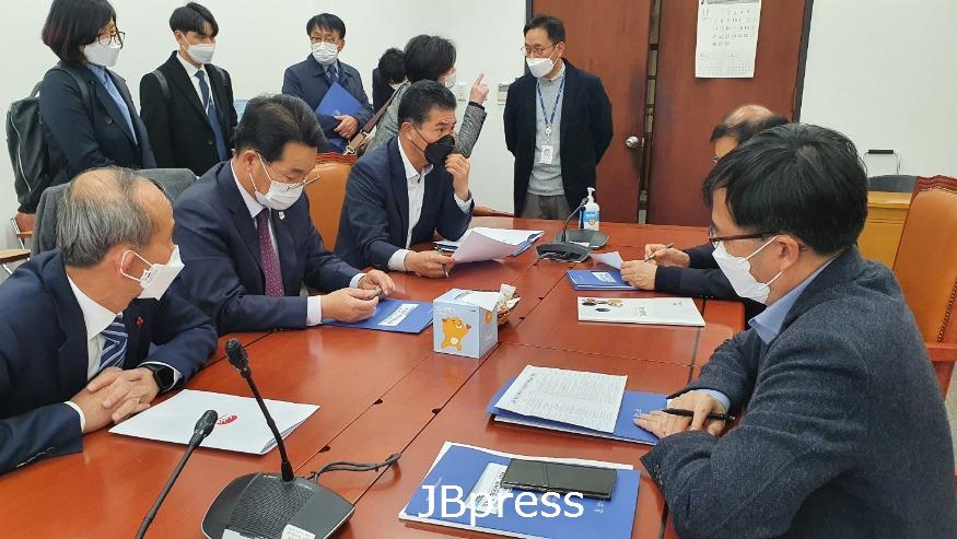 기재부경제예산심의관·사회예산심의관만나예산반영협조건의(2) (1).jpg