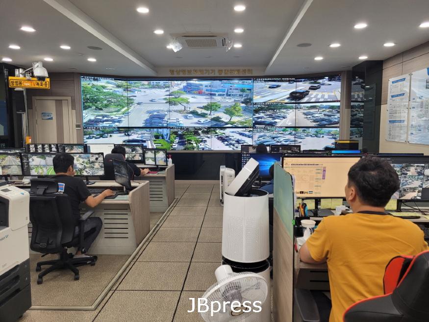 고창군CCTV통합관제센터.jpg