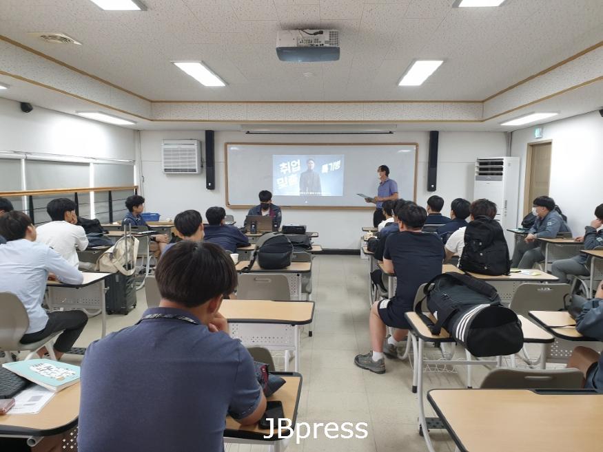 관련 사진.jpeg