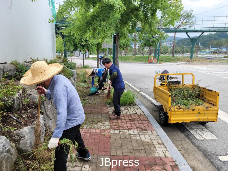 남원시_4단계공공근로사업참여자모집(1).jpg