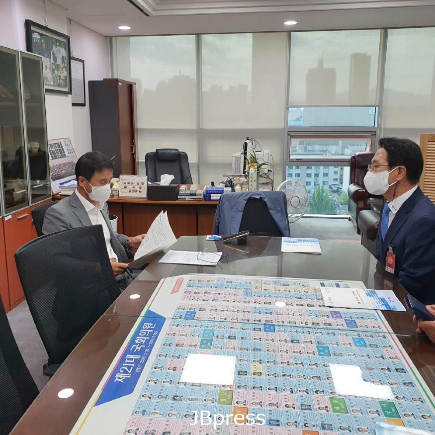 심덕섭고창군수_국회방문(한병도의원면담).jpg