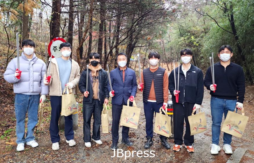 20221129(전주덕진소방서)-리버스 멘토링’으로 세대  벽 허물고,‘플로깅’으로 환경과 건강은 챙기고-1.jpg