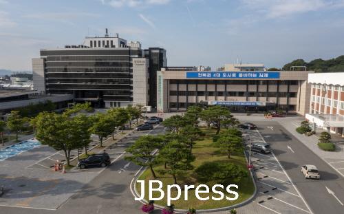 김제시청 전경(사진).jpg