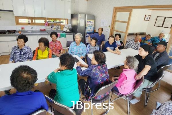 0531 정읍시, 찾아가는 마음건강 서비스...마음안심버스 출동!.jpg