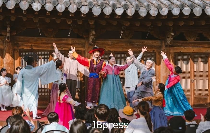 좌충우돌 의적콩쥐.jpg