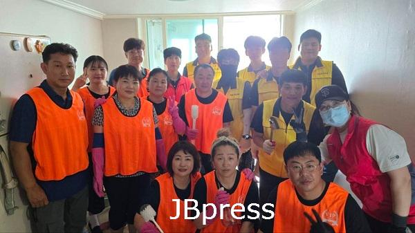 0729 정읍시장애인복지관, 지적장애인 부부 주거환경 개선 (2).JPG