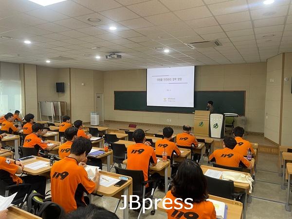실무교육 사진(9.25.).jpg