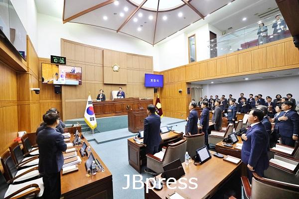 [사진] 241112 부안군의회 제356회 제2차 정례회 개회 (2).JPG