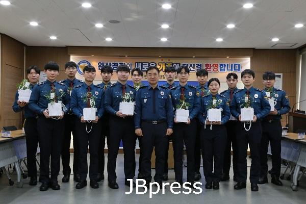 250207 신임경찰관 환영회(경무과).JPG