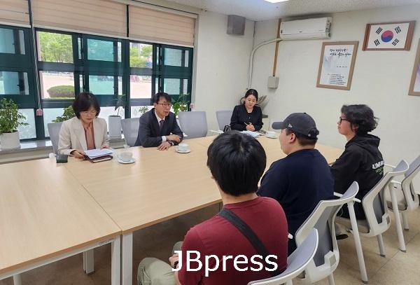 (사진)20250519 전북병무청, 전주선화학교 찾아 사회복무요원과 현장 소통.jpg