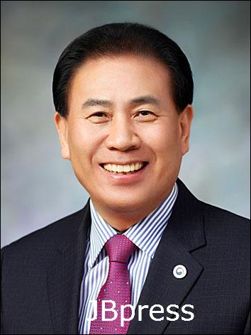 김영렬·신대철 시인, 제4회 부안향토문학상 수상자 선정-신대철 시인.jpg