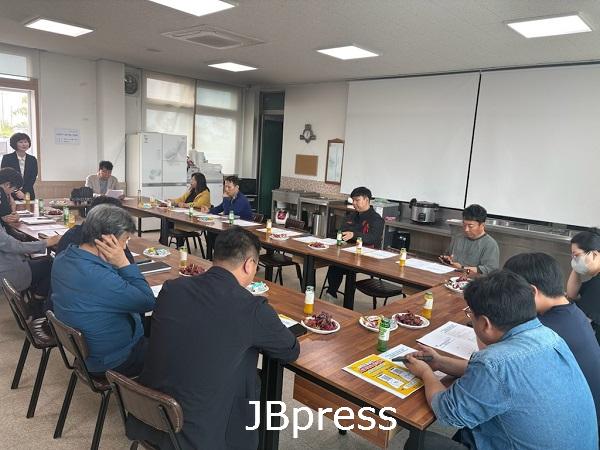 부안군, 농공단지 상생방안 입주기업 간담회 개최 (2).jpg